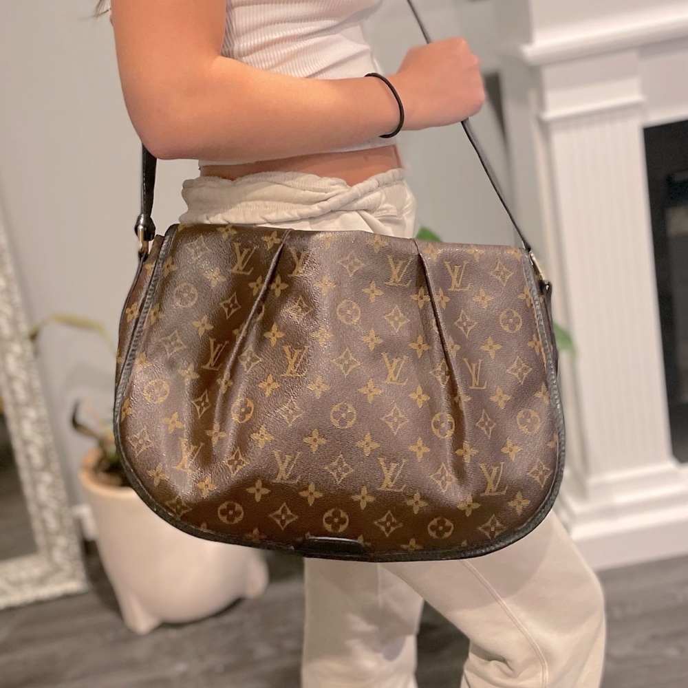 Louis Vuitton MenilMontant MM